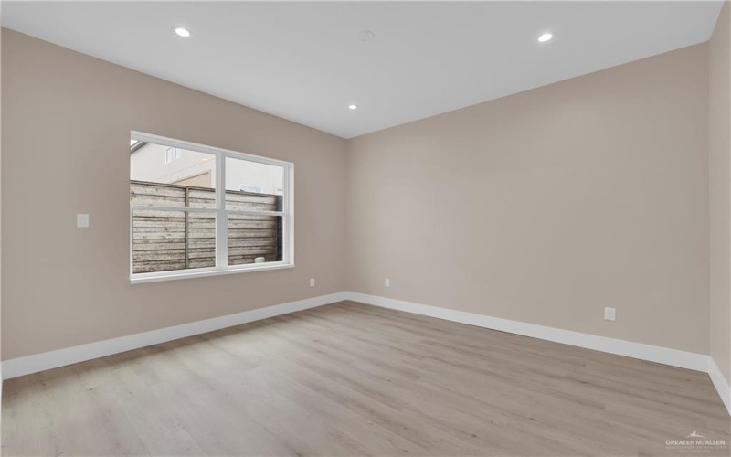 4817 Sweetwater Avenue, McAllen, TX 78503, 4 Bedrooms Bedrooms, ,3 BathroomsBathrooms,Residential,For Sale,4817 Sweetwater Avenue,0,478187