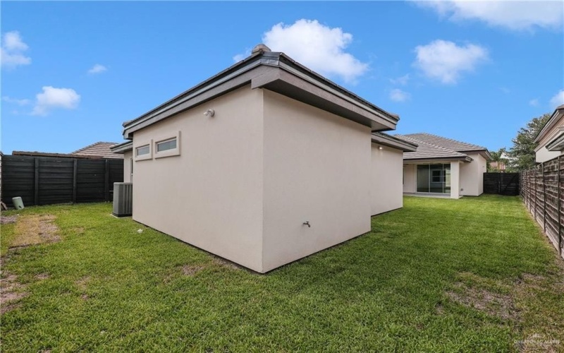 4817 Sweetwater Avenue, McAllen, TX 78503, 4 Bedrooms Bedrooms, ,3 BathroomsBathrooms,Residential,For Sale,4817 Sweetwater Avenue,0,478187