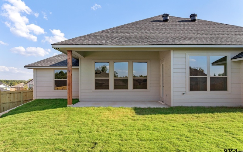 368 Mary Circle, Bullard, TX 75757, 3 Bedrooms Bedrooms, ,2 BathroomsBathrooms,Residential,For Sale,368 Mary Circle,0,25012158