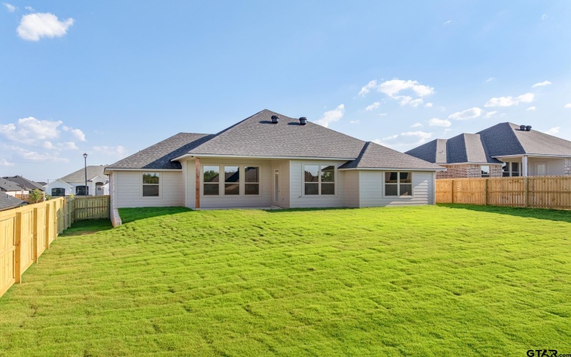 368 Mary Circle, Bullard, TX 75757, 3 Bedrooms Bedrooms, ,2 BathroomsBathrooms,Residential,For Sale,368 Mary Circle,0,25012158