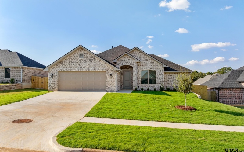 368 Mary Circle, Bullard, TX 75757, 3 Bedrooms Bedrooms, ,2 BathroomsBathrooms,Residential,For Sale,368 Mary Circle,0,25012158