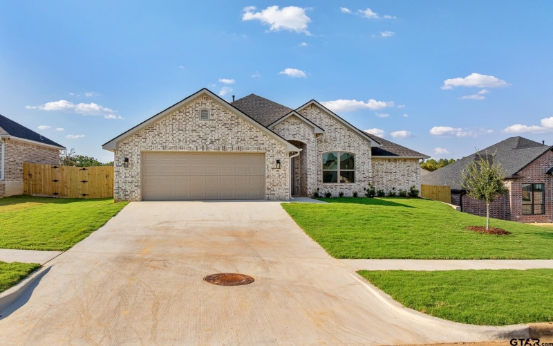 368 Mary Circle, Bullard, TX 75757, 3 Bedrooms Bedrooms, ,2 BathroomsBathrooms,Residential,For Sale,368 Mary Circle,0,25012158
