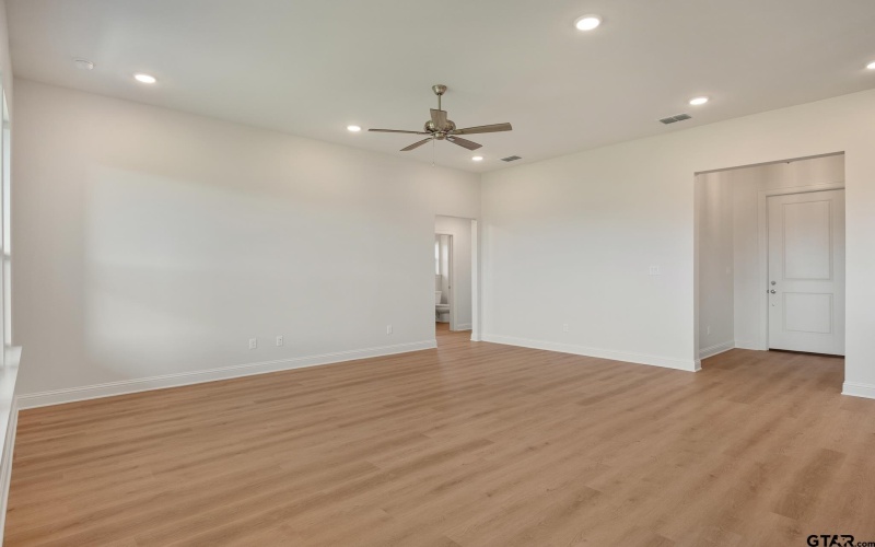 368 Mary Circle, Bullard, TX 75757, 3 Bedrooms Bedrooms, ,2 BathroomsBathrooms,Residential,For Sale,368 Mary Circle,0,25012158