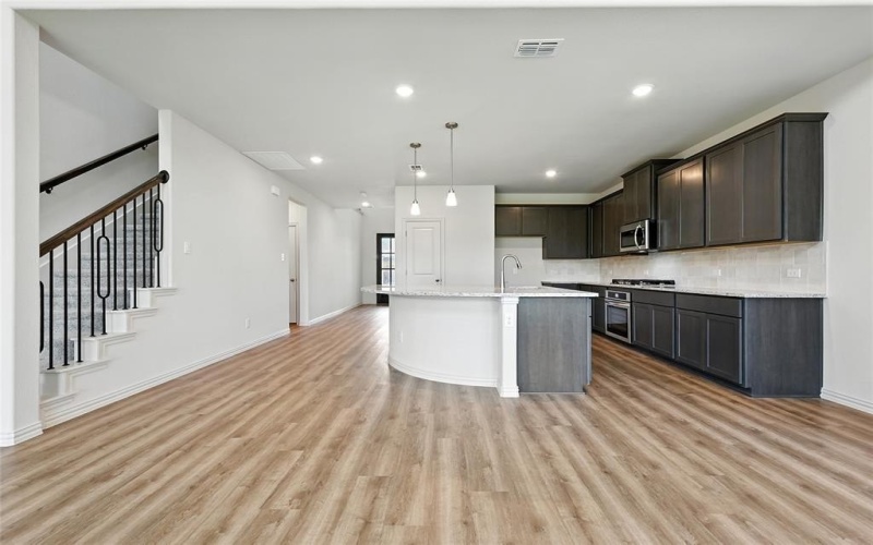 821 Alderwood Drive, Red Oak, TX 75154, 3 Bedrooms Bedrooms, ,2 BathroomsBathrooms,Residential,For Sale,821 Alderwood Drive,0,20877402