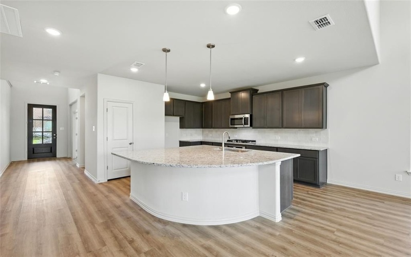 821 Alderwood Drive, Red Oak, TX 75154, 3 Bedrooms Bedrooms, ,2 BathroomsBathrooms,Residential,For Sale,821 Alderwood Drive,0,20877402