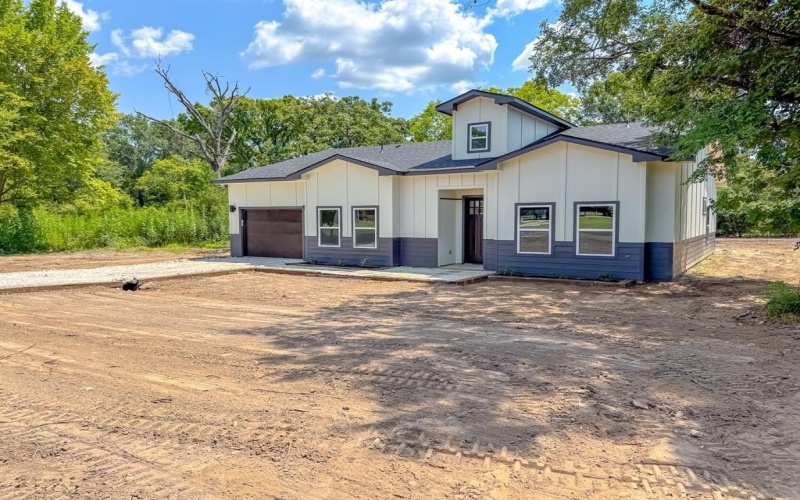 241 fcr #1250, Fairfield, TX 75840, 3 Bedrooms Bedrooms, ,2 BathroomsBathrooms,Residential,For Sale,241 fcr #1250,0,21019213