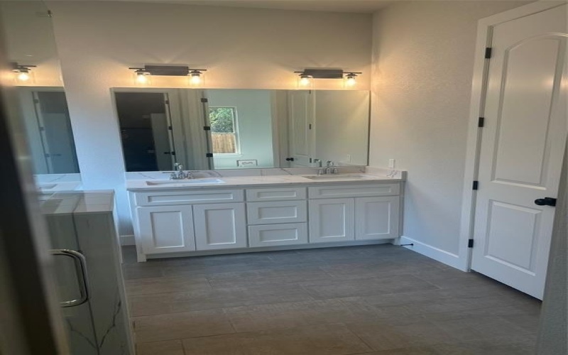 228 Rosemary Drive, Azle, TX 76020, 3 Bedrooms Bedrooms, ,2 BathroomsBathrooms,Residential,For Sale,228 Rosemary Drive,0,21020984