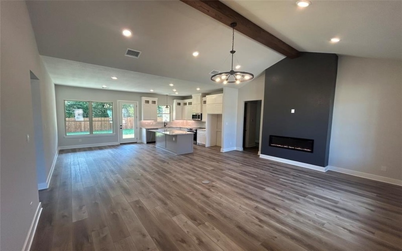 228 Rosemary Drive, Azle, TX 76020, 3 Bedrooms Bedrooms, ,2 BathroomsBathrooms,Residential,For Sale,228 Rosemary Drive,0,21020984