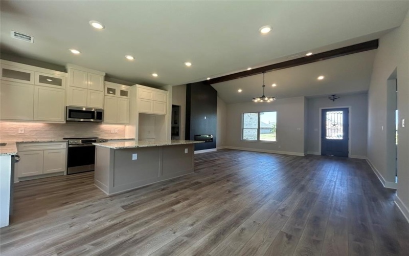 228 Rosemary Drive, Azle, TX 76020, 3 Bedrooms Bedrooms, ,2 BathroomsBathrooms,Residential,For Sale,228 Rosemary Drive,0,21020984