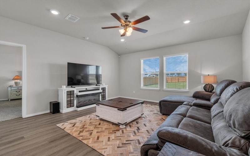 12536 Tarres Court, Lorena, TX 76655, 4 Bedrooms Bedrooms, ,2 BathroomsBathrooms,Residential,For Sale,12536 Tarres Court,0,21024748
