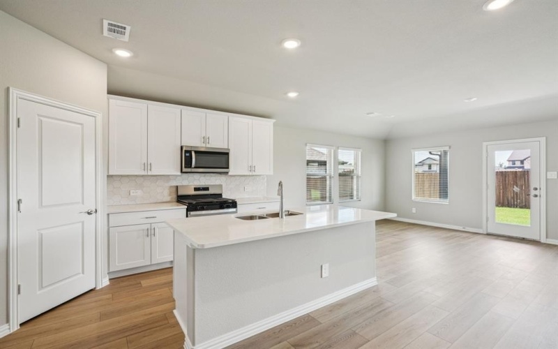 604 Tidal Drive, Princeton, TX 75071, 4 Habitaciones Habitaciones , ,3 BañosBaños,Residential,En Venta,604 Tidal Drive,0,21026268