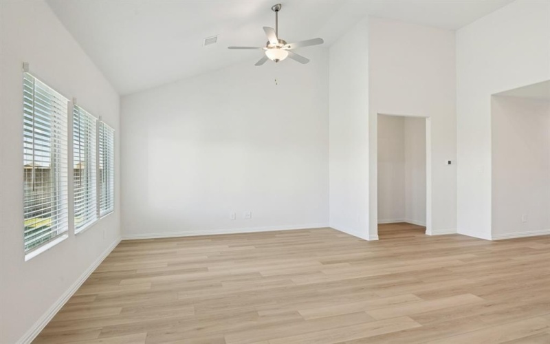 4114 Waco Drive, Farmersville, TX 75442, 4 Habitaciones Habitaciones , ,2 BañosBaños,Residential,En Venta,4114 Waco Drive,0,21026290