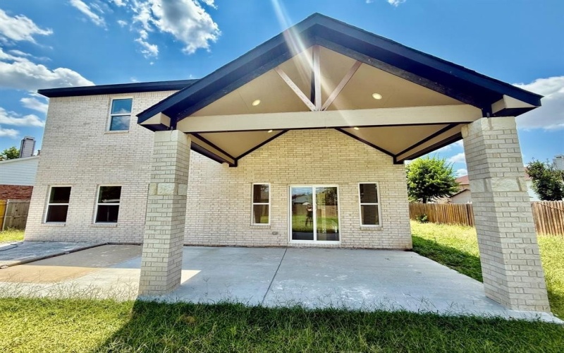 4908 Farrier Court, Grand Prairie, TX 75052, 4 Habitaciones Habitaciones , ,3 BañosBaños,Residential,En Venta,4908 Farrier Court,0,21028163