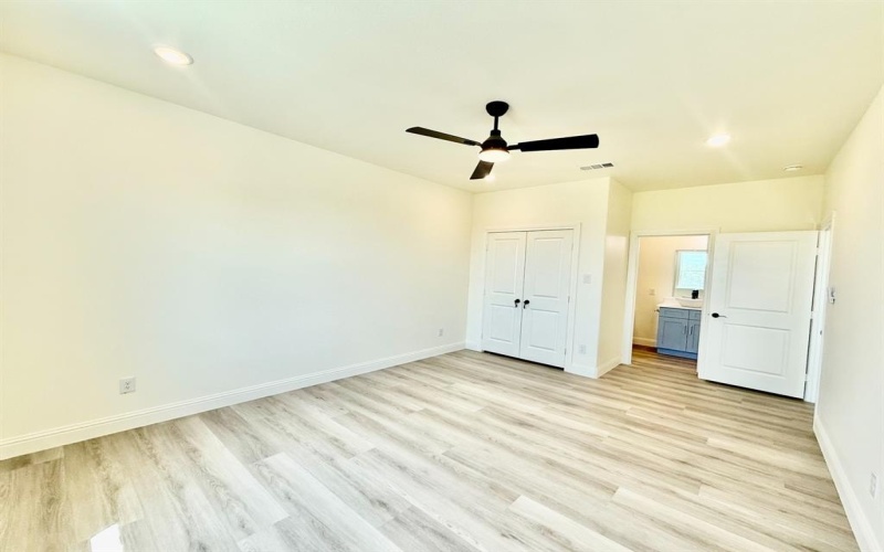 4908 Farrier Court, Grand Prairie, TX 75052, 4 Habitaciones Habitaciones , ,3 BañosBaños,Residential,En Venta,4908 Farrier Court,0,21028163