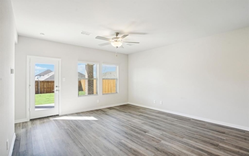 3708 Ray Roberts Drive, Farmersville, TX 75442, 4 Bedrooms Bedrooms, ,3 BathroomsBathrooms,Residential,For Sale,3708 Ray Roberts Drive,0,21028177