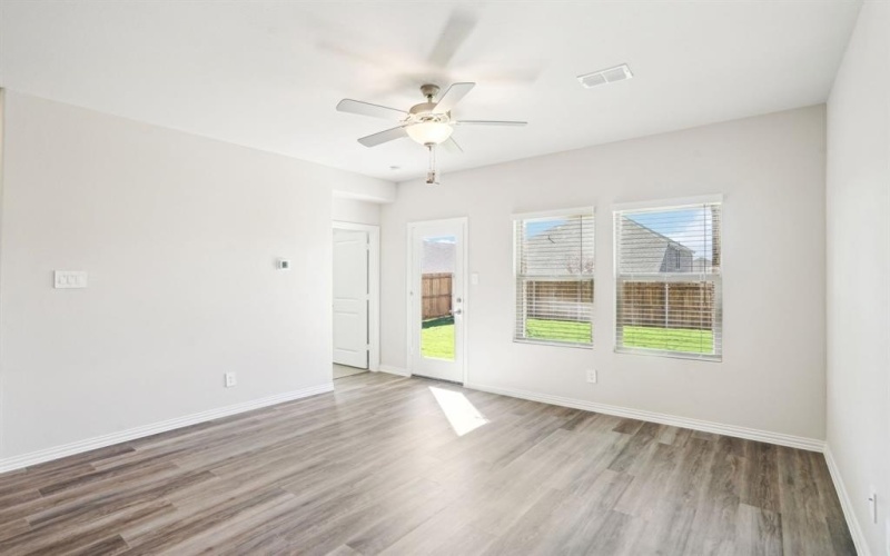 3708 Ray Roberts Drive, Farmersville, TX 75442, 4 Bedrooms Bedrooms, ,3 BathroomsBathrooms,Residential,For Sale,3708 Ray Roberts Drive,0,21028177