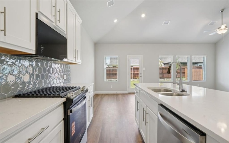 2300 Currents Road, Princeton, TX 75407, 4 Habitaciones Habitaciones , ,2 BañosBaños,Residential,En Venta,2300 Currents Road,0,21028186