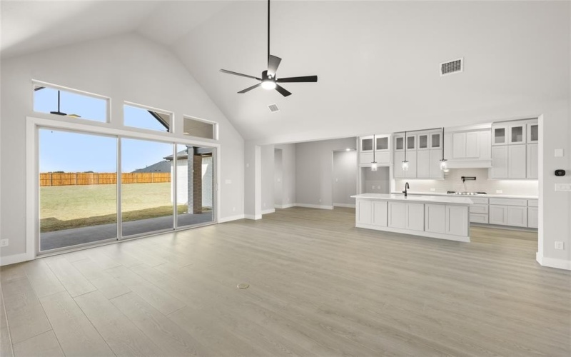 231 Penrose Drive, Ovilla, TX 75154, 4 Habitaciones Habitaciones , ,3 BañosBaños,Residential,En Venta,231 Penrose Drive,0,21028298