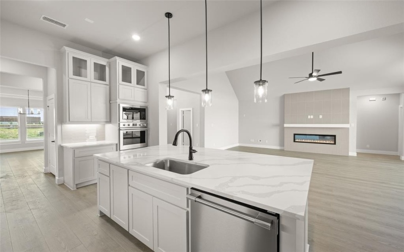 231 Penrose Drive, Ovilla, TX 75154, 4 Habitaciones Habitaciones , ,3 BañosBaños,Residential,En Venta,231 Penrose Drive,0,21028298