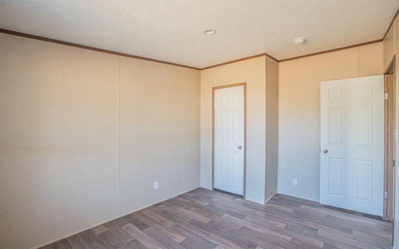 215 Overland Trail, Bridgeport, TX 76426, 4 Bedrooms Bedrooms, ,2 BathroomsBathrooms,Residential,For Sale,215 Overland Trail,0,21028308