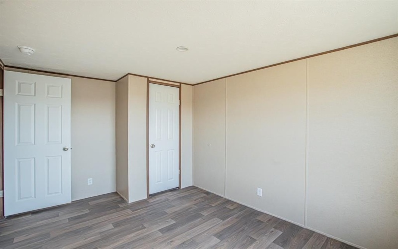 215 Overland Trail, Bridgeport, TX 76426, 4 Bedrooms Bedrooms, ,2 BathroomsBathrooms,Residential,For Sale,215 Overland Trail,0,21028308
