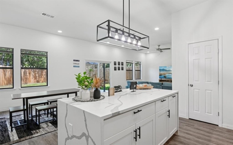 3605 flint rock Circle, Granbury, TX 76048, 4 Habitaciones Habitaciones , ,3 BañosBaños,Residential,En Venta,3605 flint rock Circle,0,21028360