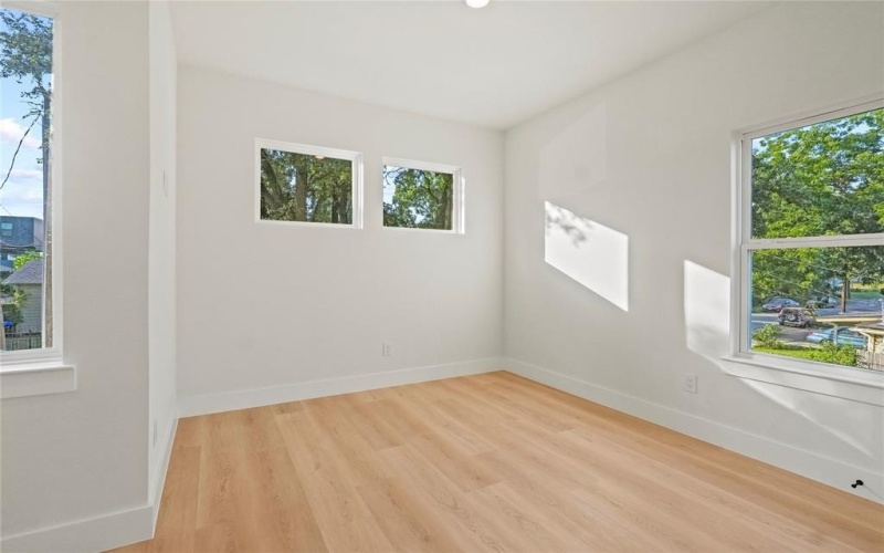 2510 Lowery Street, Dallas, TX 75215, 3 Habitaciones Habitaciones , ,2 BañosBaños,Residential,En Venta,2510 Lowery Street,0,21028476
