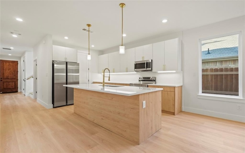 2510 Lowery Street, Dallas, TX 75215, 3 Habitaciones Habitaciones , ,2 BañosBaños,Residential,En Venta,2510 Lowery Street,0,21028476