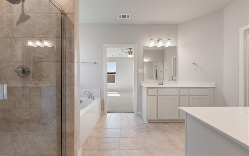 1240 Colca Drive, Springtown, TX 76082, 4 Bedrooms Bedrooms, ,2 BathroomsBathrooms,Residential,For Sale,1240 Colca Drive,0,21028608