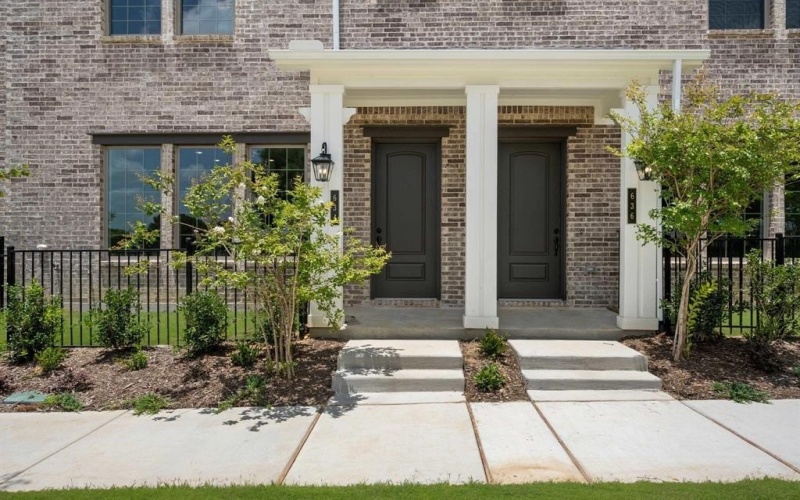 634 Big Bend Drive, Mansfield, TX 76063, 3 Bedrooms Bedrooms, ,2 BathroomsBathrooms,Residential,For Sale,634 Big Bend Drive,0,21028774