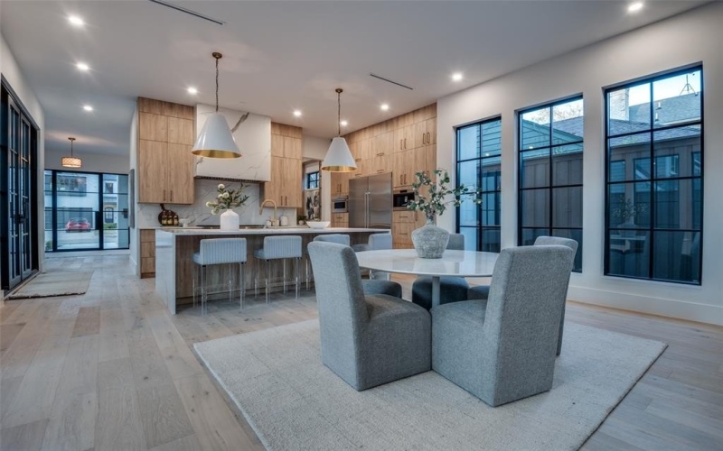 4910 W Hanover Avenue, Dallas, TX 75209, 4 Bedrooms Bedrooms, ,5 BathroomsBathrooms,Residential,For Sale,4910 W Hanover Avenue,0,21028984