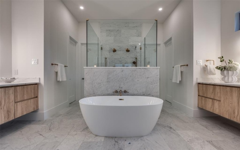 4910 W Hanover Avenue, Dallas, TX 75209, 4 Bedrooms Bedrooms, ,5 BathroomsBathrooms,Residential,For Sale,4910 W Hanover Avenue,0,21028984