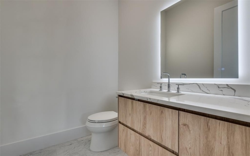 4910 W Hanover Avenue, Dallas, TX 75209, 4 Bedrooms Bedrooms, ,5 BathroomsBathrooms,Residential,For Sale,4910 W Hanover Avenue,0,21028984