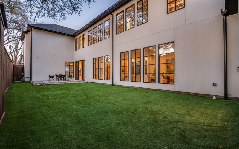 4910 W Hanover Avenue, Dallas, TX 75209, 4 Bedrooms Bedrooms, ,5 BathroomsBathrooms,Residential,For Sale,4910 W Hanover Avenue,0,21028984