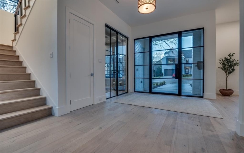 4910 W Hanover Avenue, Dallas, TX 75209, 4 Bedrooms Bedrooms, ,5 BathroomsBathrooms,Residential,For Sale,4910 W Hanover Avenue,0,21028984