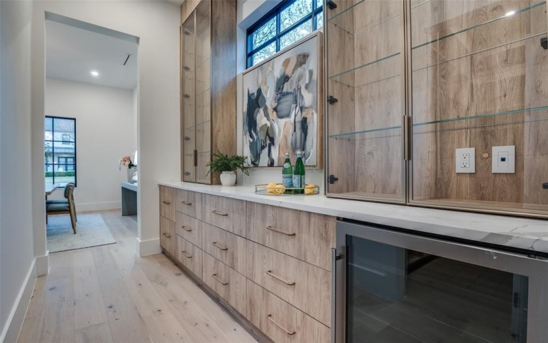 4910 W Hanover Avenue, Dallas, TX 75209, 4 Bedrooms Bedrooms, ,5 BathroomsBathrooms,Residential,For Sale,4910 W Hanover Avenue,0,21028984