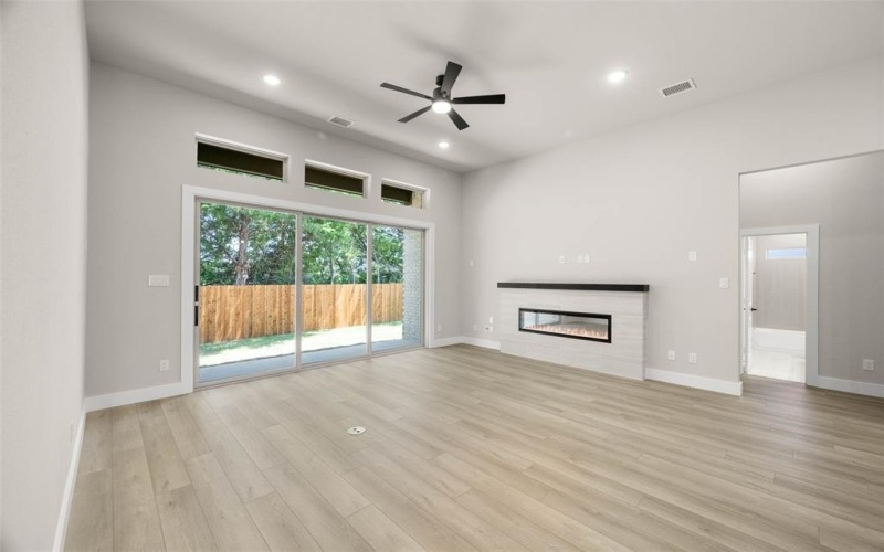 1726 Seagrove Lane, Cedar Hill, TX 75104, 4 Bedrooms Bedrooms, ,3 BathroomsBathrooms,Residential,For Sale,1726 Seagrove Lane,0,21029013