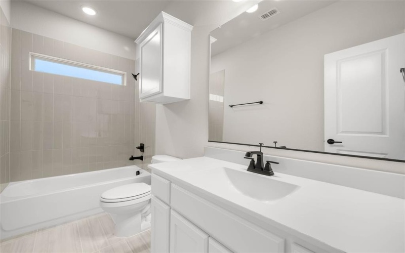 1726 Seagrove Lane, Cedar Hill, TX 75104, 4 Bedrooms Bedrooms, ,3 BathroomsBathrooms,Residential,For Sale,1726 Seagrove Lane,0,21029013