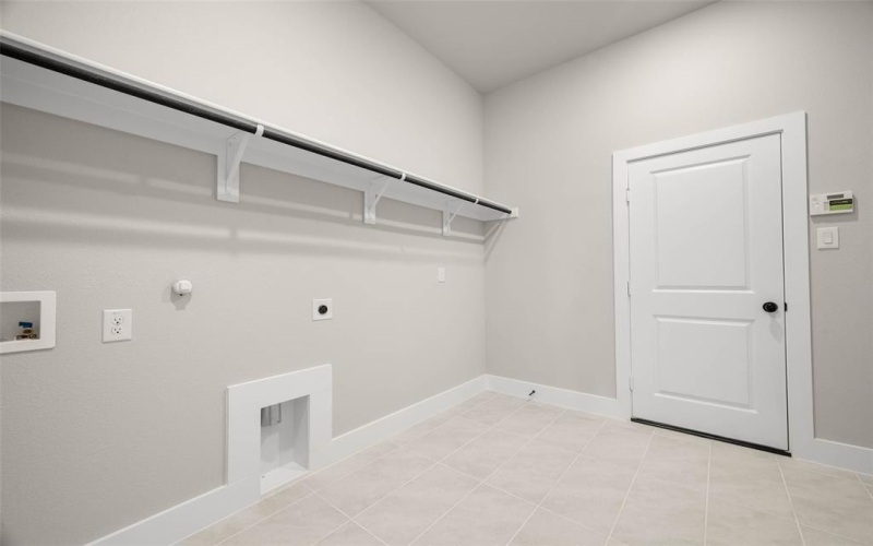 1726 Seagrove Lane, Cedar Hill, TX 75104, 4 Bedrooms Bedrooms, ,3 BathroomsBathrooms,Residential,For Sale,1726 Seagrove Lane,0,21029013