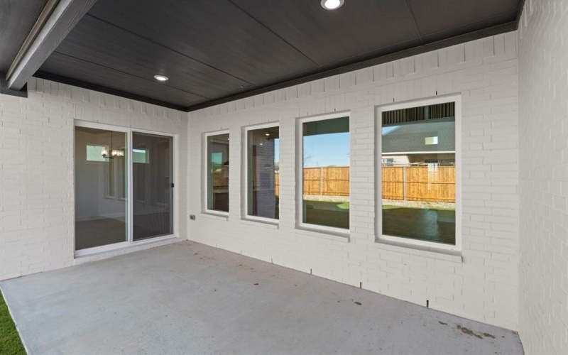 637 Bunchberry Street, Fort Worth, TX 76247, 4 Bedrooms Bedrooms, ,5 BathroomsBathrooms,Residential,For Sale,637 Bunchberry Street,0,21029044