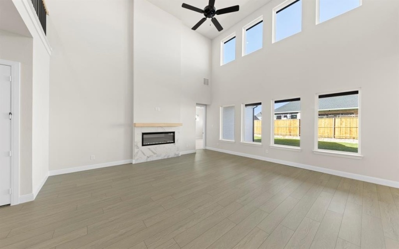 637 Bunchberry Street, Fort Worth, TX 76247, 4 Bedrooms Bedrooms, ,5 BathroomsBathrooms,Residential,For Sale,637 Bunchberry Street,0,21029044