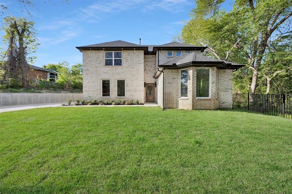 974 Woodacre Drive, Dallas, TX 75241, 4 Bedrooms Bedrooms, ,5 BathroomsBathrooms,Residential,For Sale,974 Woodacre Drive,0,21029047