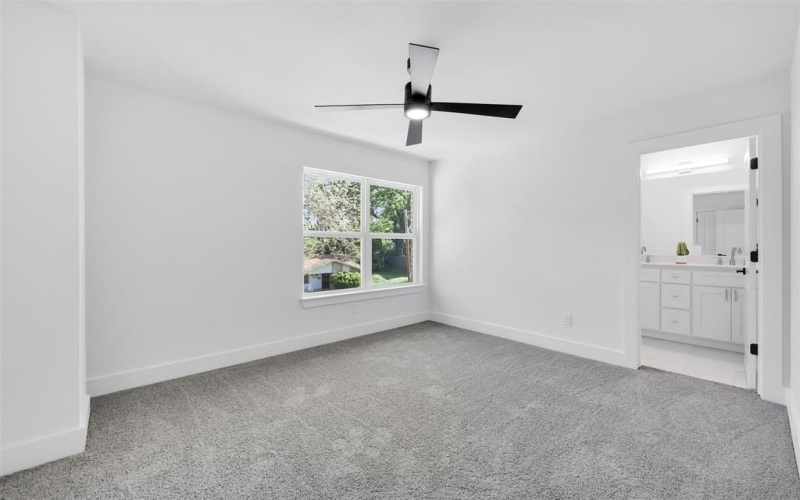 974 Woodacre Drive, Dallas, TX 75241, 4 Bedrooms Bedrooms, ,5 BathroomsBathrooms,Residential,For Sale,974 Woodacre Drive,0,21029047