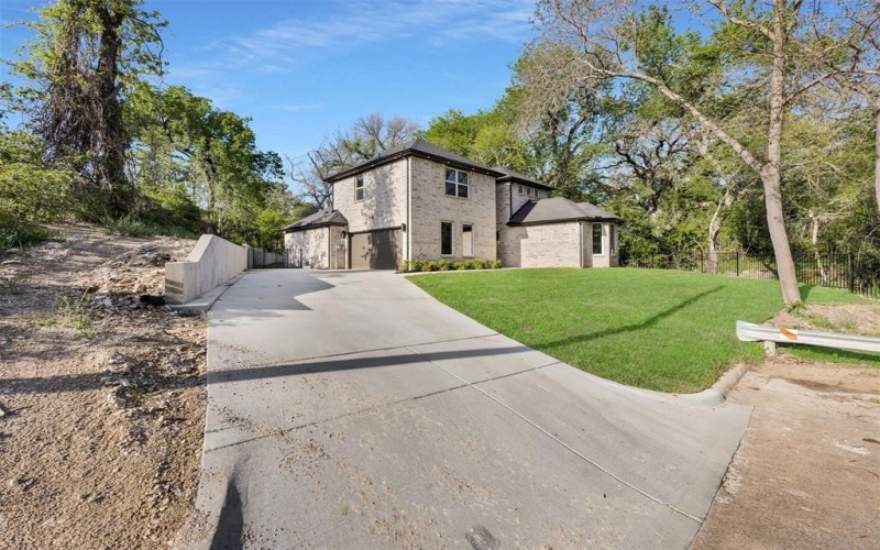 974 Woodacre Drive, Dallas, TX 75241, 4 Bedrooms Bedrooms, ,5 BathroomsBathrooms,Residential,For Sale,974 Woodacre Drive,0,21029047