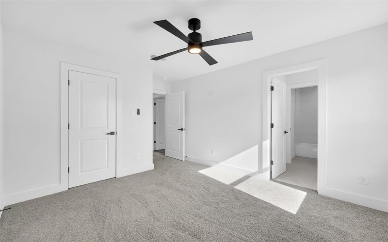 974 Woodacre Drive, Dallas, TX 75241, 4 Bedrooms Bedrooms, ,5 BathroomsBathrooms,Residential,For Sale,974 Woodacre Drive,0,21029047