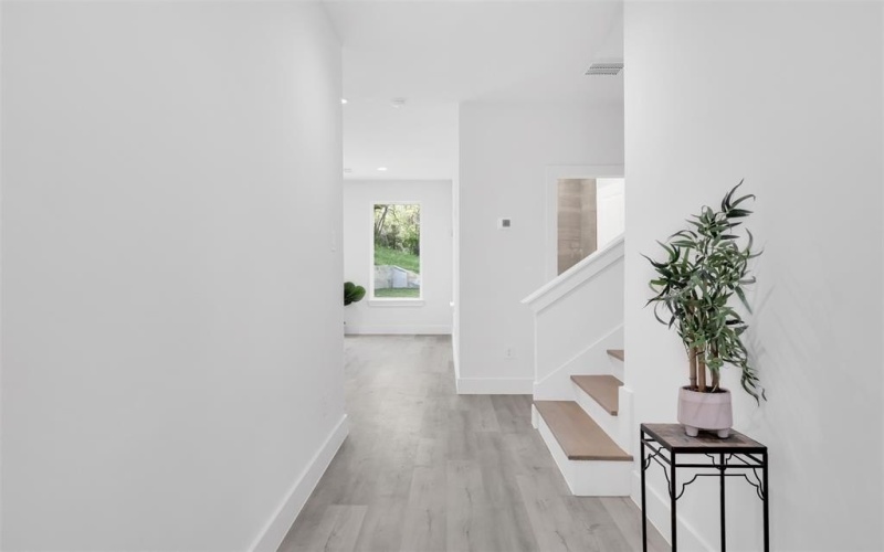 974 Woodacre Drive, Dallas, TX 75241, 4 Bedrooms Bedrooms, ,5 BathroomsBathrooms,Residential,For Sale,974 Woodacre Drive,0,21029047