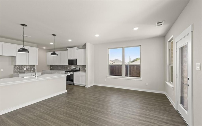 9313 Derry Lane, Providence Village, TX 76227, 4 Habitaciones Habitaciones , ,3 BañosBaños,Residential,En Venta,9313 Derry Lane,0,21029089