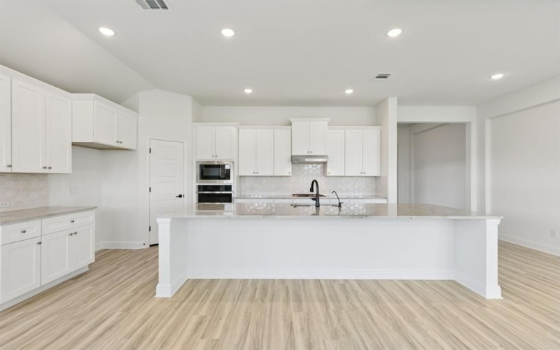 4356 W Addison Street, Midlothian, TX 76065, 3 Bedrooms Bedrooms, ,2 BathroomsBathrooms,Residential,For Sale,4356 W Addison Street,0,21029120