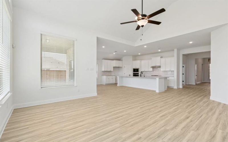 4356 W Addison Street, Midlothian, TX 76065, 3 Bedrooms Bedrooms, ,2 BathroomsBathrooms,Residential,For Sale,4356 W Addison Street,0,21029120