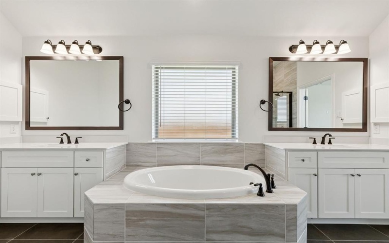 4356 W Addison Street, Midlothian, TX 76065, 3 Bedrooms Bedrooms, ,2 BathroomsBathrooms,Residential,For Sale,4356 W Addison Street,0,21029120